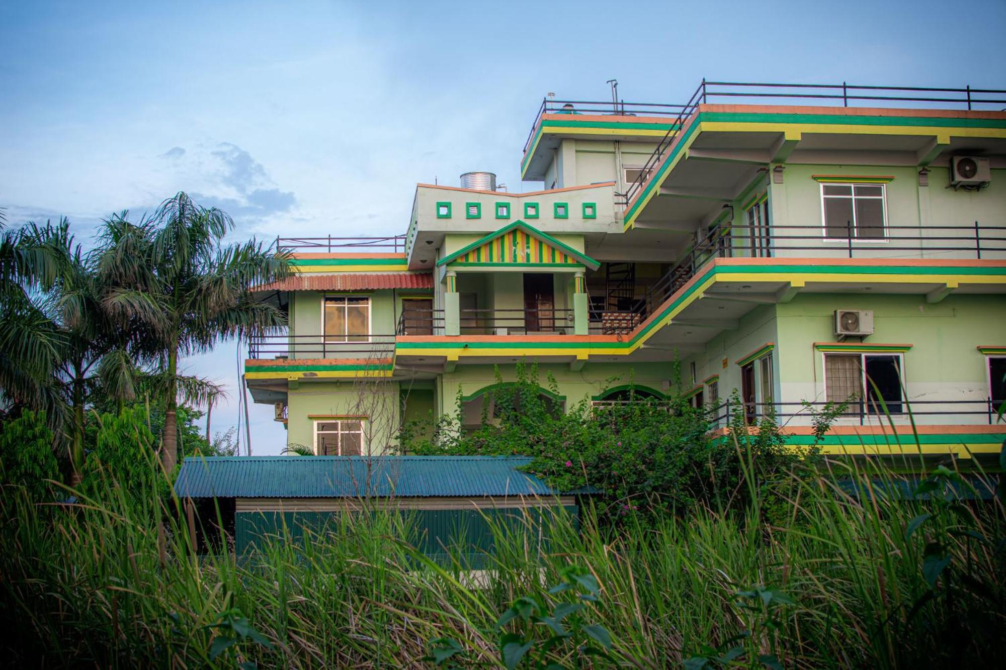 Galaxy Guest House Bhairāhawā Exteriér fotografie