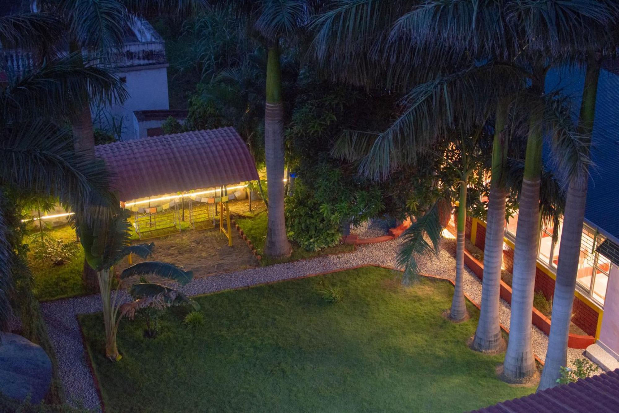 Galaxy Guest House Bhairāhawā Exteriér fotografie