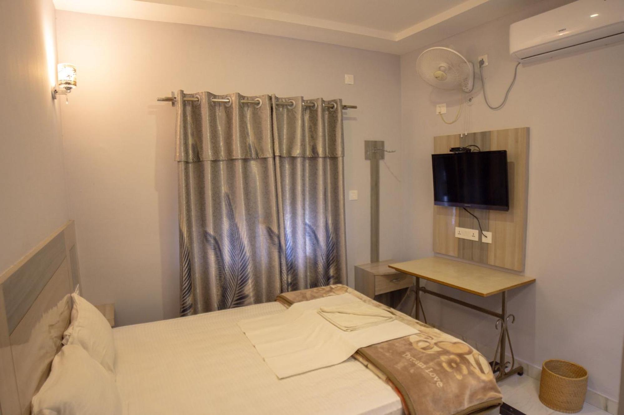 Galaxy Guest House Bhairāhawā Pokoj fotografie