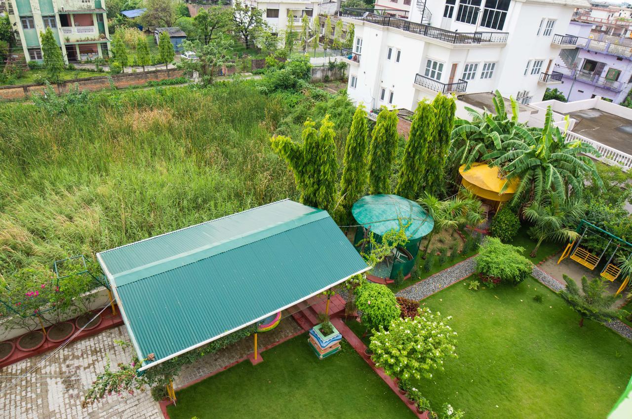 Galaxy Guest House Bhairāhawā Exteriér fotografie