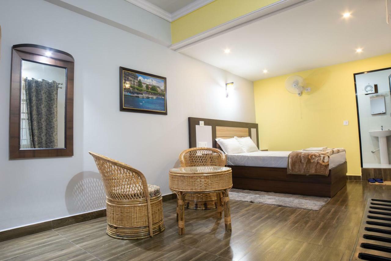 Galaxy Guest House Bhairāhawā Exteriér fotografie